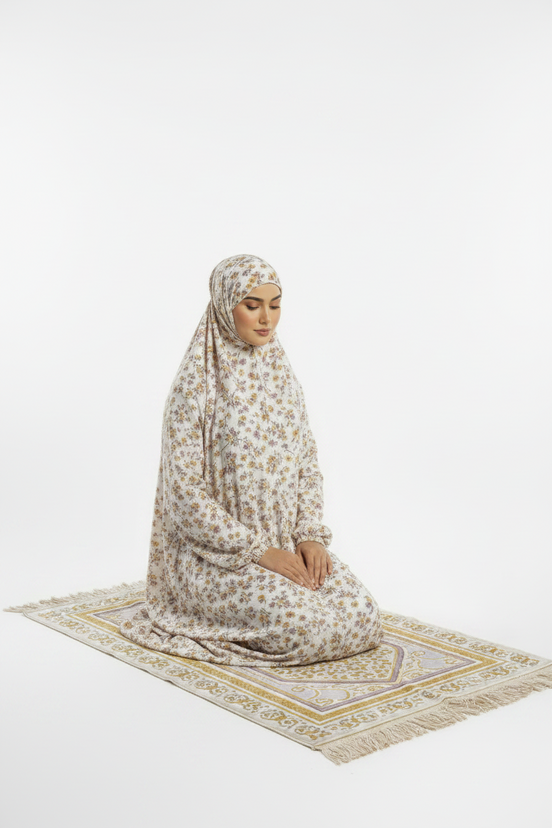 Off White Namaz Chaddar (with sleeves)