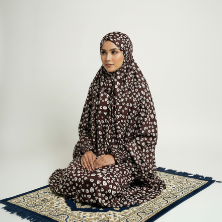Maroon Namaz Chaddar (with sleeves)