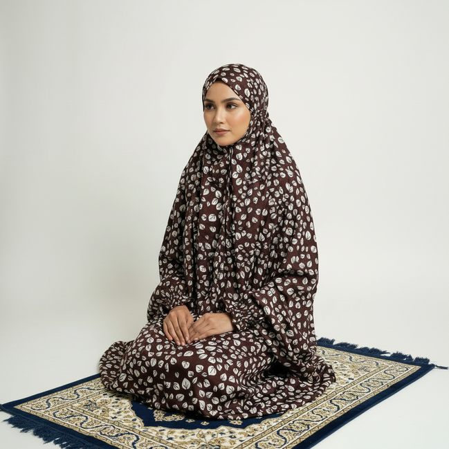 Maroon Namaz Chaddar (with sleeves)