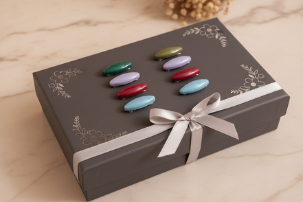 Safety  Pin  box(8 pins)