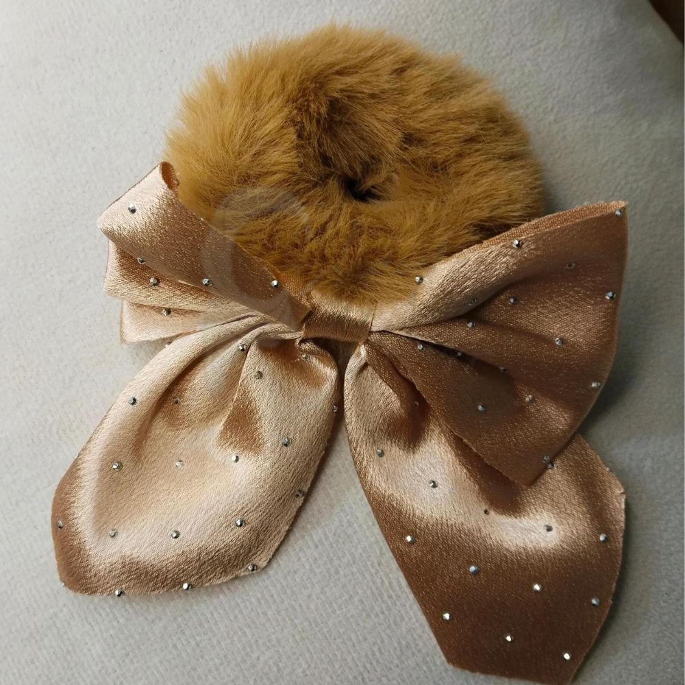 Butterfly bow ponies