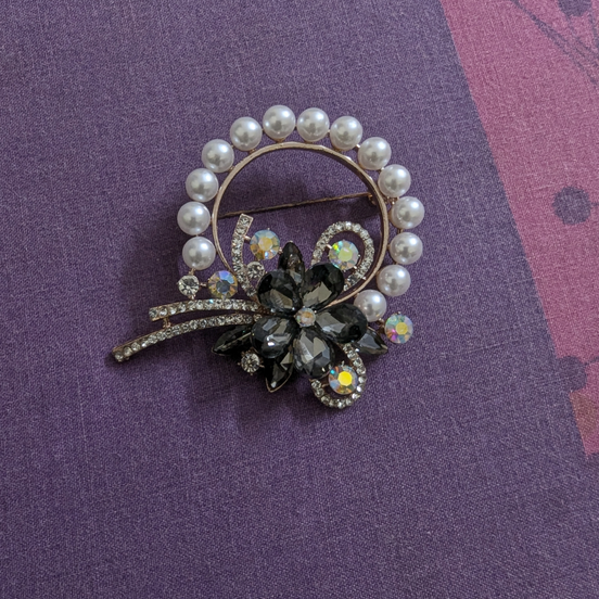 Fancy Brouch Pin